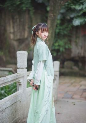 在办公室狂躁老板秘书gif_成人在线观看免费