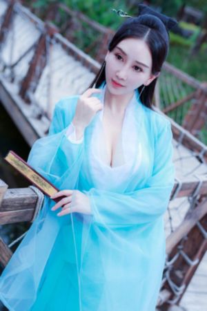 继母的深吻_HD免费在线播放