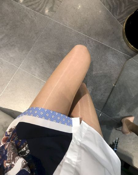 埋进腿间舌头使劲添动态图_国产剧高清免费观看