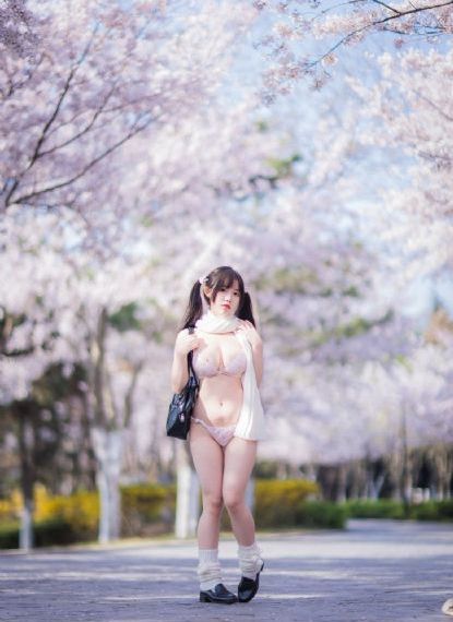 四虎福利视频_云播放粤语日本成人在线
