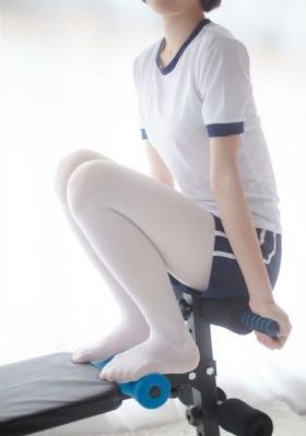 森林里的熊先生在冬眠中动漫_蓝光高清视频观看